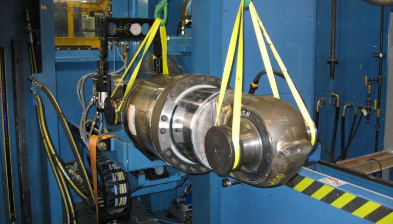 Rear Struts – Mining Trucks