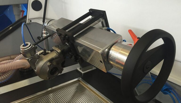 Turbo Balancing Machine (Automatic)