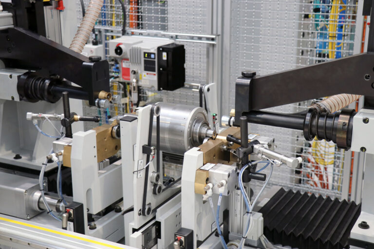 Dynamic Balancing Machines - Image 2