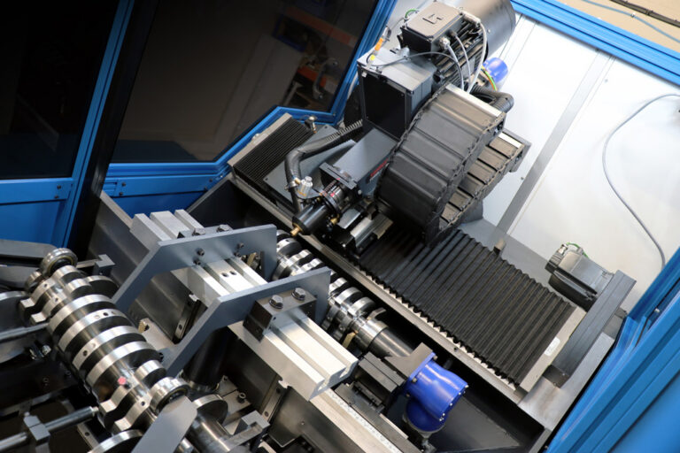 Dynamic Balancing Machines - Image 3