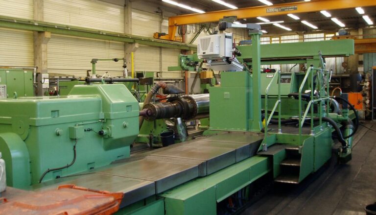 Roll Grinding Machines - Image 6