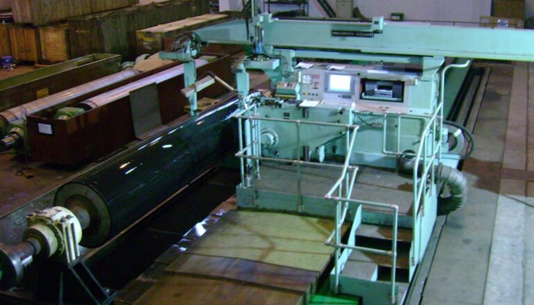 Roll Grinding Machines - Image 7